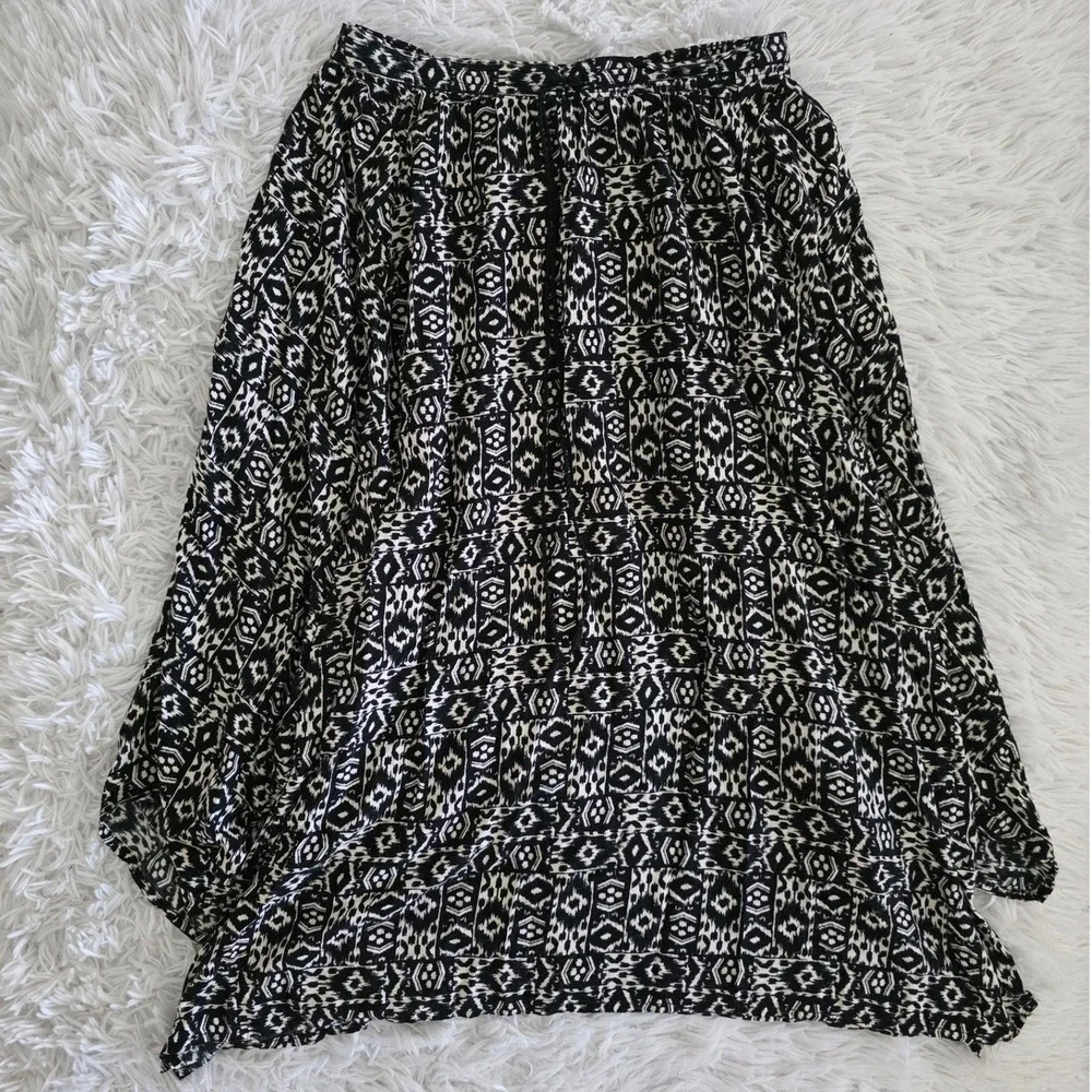 Hollister Womens Black White Geometric Tribal Sharkbite Hem Midi‎ Skirt Small